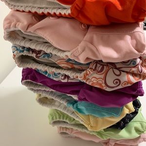 Bum genius cloth diapers set of 9